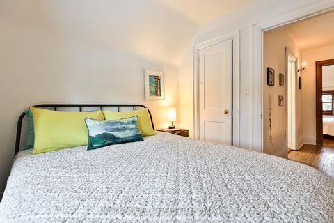 Photo 34 at 224 Rosethorn Avenue, Eglinton West, Toronto