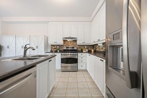 Photo 13 at 19 Ellerby Court, Taunton North, Whitby