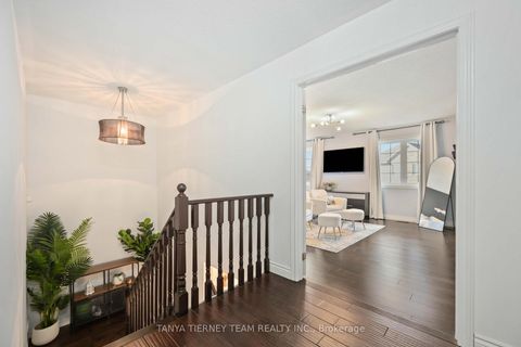 Photo 18 at 19 Ellerby Court, Taunton North, Whitby