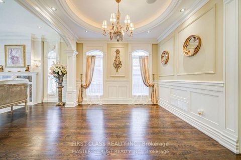 Photo 6 at 216 Parkview Avenue, Willowdale East, Toronto