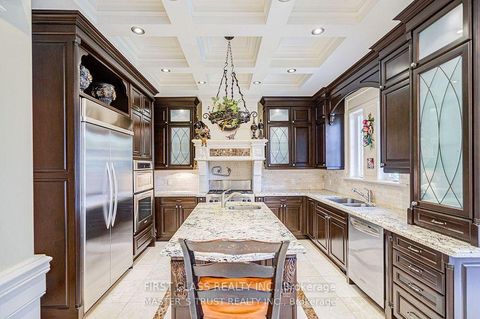 Photo 8 at 216 Parkview Avenue, Willowdale East, Toronto