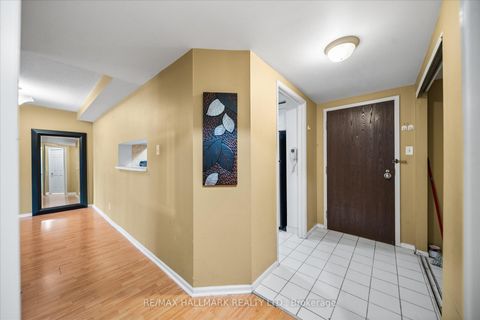 Photo 11 at 703 - 717 Bay Street, Bay Street Corridor, Toronto