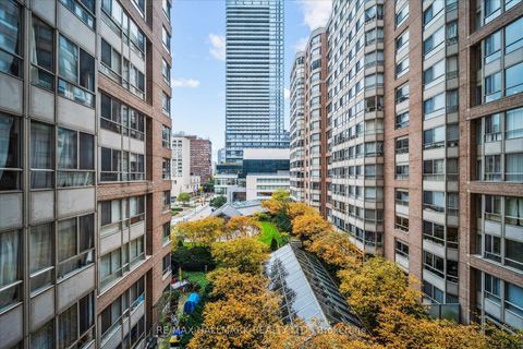 Photo 27 at 703 - 717 Bay Street, Bay Street Corridor, Toronto