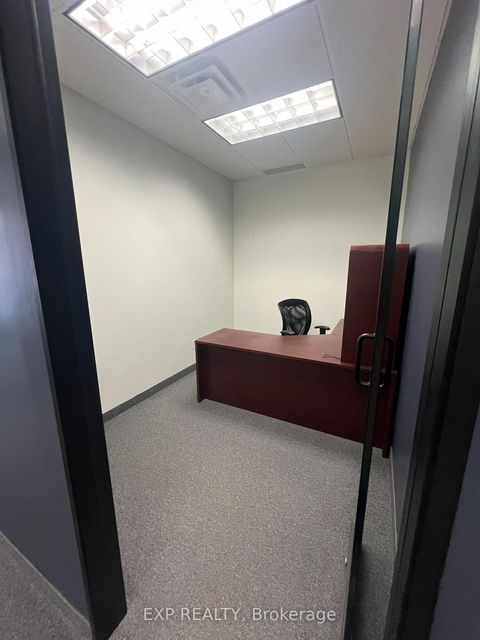 Photo 5 at 8 - 951 Wilson Avenue, CFB, Toronto