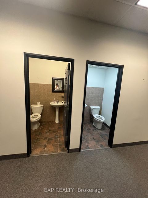 Photo 8 at 8 - 951 Wilson Avenue, CFB, Toronto