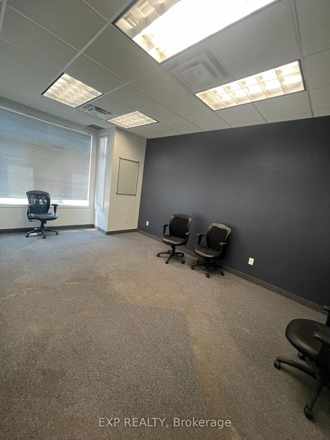 Photo 14 at 8 - 951 Wilson Avenue, CFB, Toronto