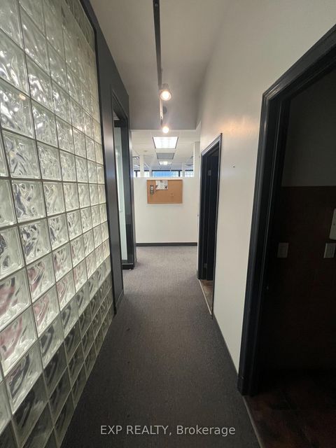 Photo 19 at 8 - 951 Wilson Avenue, CFB, Toronto