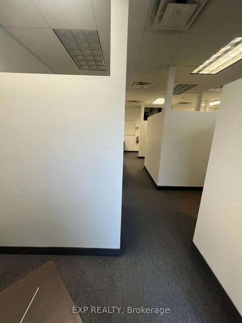 Photo 27 at 8 - 951 Wilson Avenue, CFB, Toronto