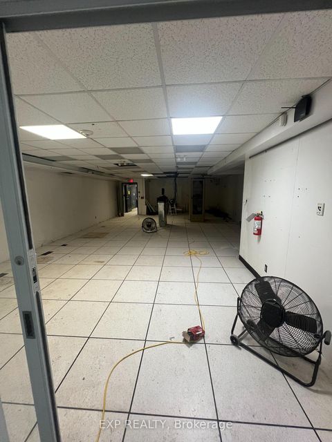 Photo 29 at 8 - 951 Wilson Avenue, CFB, Toronto