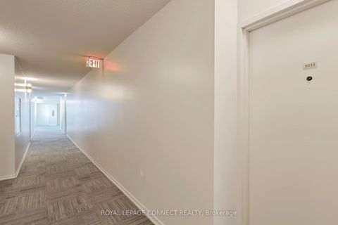 Photo 2 at 5-213 - 50 Old Kingston Road, West Hill, Toronto