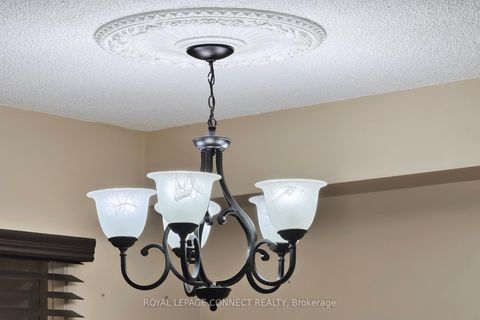 Photo 9 at 5-213 - 50 Old Kingston Road, West Hill, Toronto