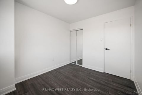 Photo 17 at 236 - 165 Cherokee Boulevard N, Pleasant View, Toronto