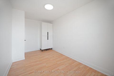 Photo 24 at 236 - 165 Cherokee Boulevard N, Pleasant View, Toronto