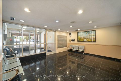 Photo 31 at 236 - 165 Cherokee Boulevard N, Pleasant View, Toronto