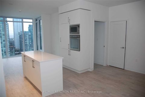 Photo 5 at 1703 - 576 Front Street W, Waterfront Communities C1, Toronto