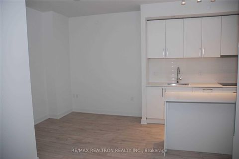 Photo 8 at 1703 - 576 Front Street W, Waterfront Communities C1, Toronto