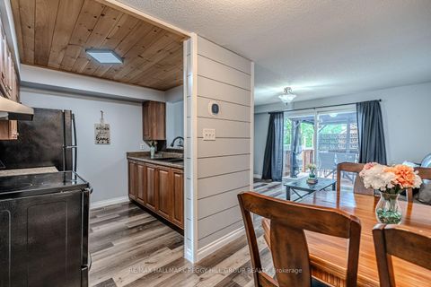 Photo 5 at 193 Nathan Crescent, Painswick South, Barrie