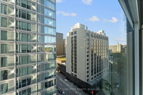 Photo 14 at 1013 - 155 Yorkville Avenue, Annex, Toronto