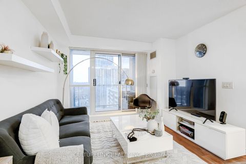 Photo 2 at 2209 - 5 Michael Power Place, City Centre West, Toronto