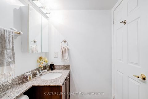 Photo 12 at 2209 - 5 Michael Power Place, City Centre West, Toronto