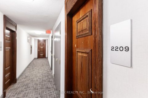 Photo 18 at 2209 - 5 Michael Power Place, City Centre West, Toronto