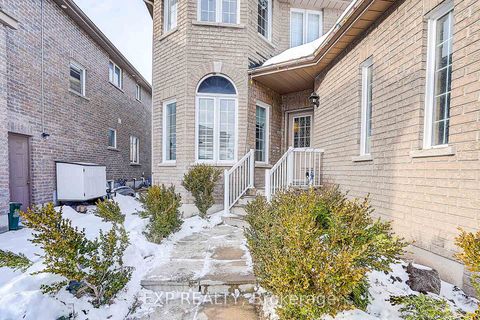 Photo 1 at 290 Country Lane, Painswick South, Barrie