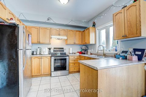 Photo 10 at 290 Country Lane, Painswick South, Barrie