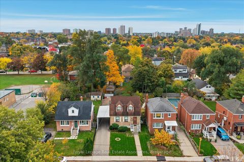 Photo 3 at 135 Tiago Avenue, Parkview, Toronto