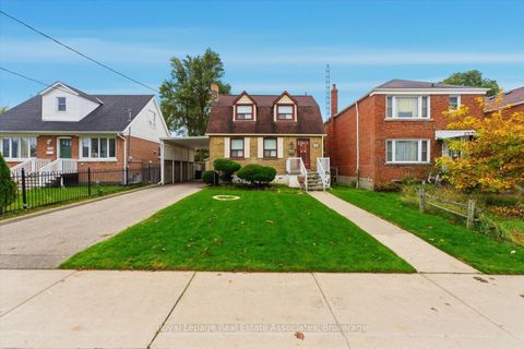 Photo 4 at 135 Tiago Avenue, Parkview, Toronto