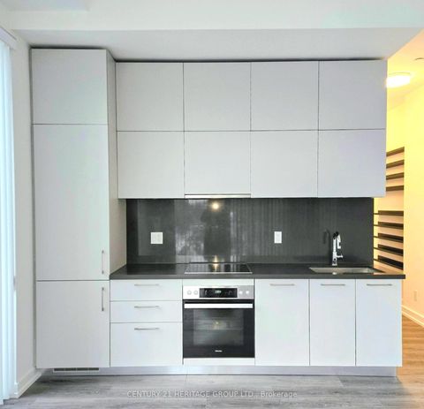 Photo 21 at 412 - 188 Cumberland Street, Annex, Toronto