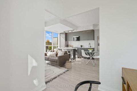 Photo 13 at 513 - 2369 Danforth Avenue, Danforth, Toronto