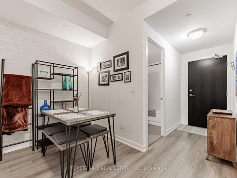 Photo 3 at 517 - 60 Berwick Avenue, Eglinton, Toronto