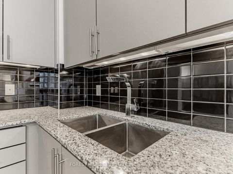 Photo 9 at 517 - 60 Berwick Avenue, Eglinton, Toronto