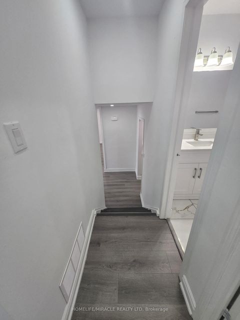 Photo 19 at 3 Sylvia Street, Grove East, Barrie