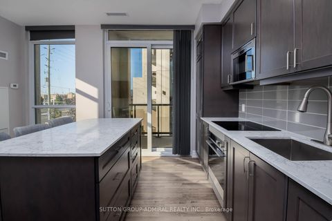 Photo 4 at 216 - 9075 Jane Street, Concord, Vaughan