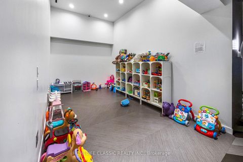 Photo 39 at 1804 - 39 Roehampton Avenue, Mount Pleasant West, Toronto