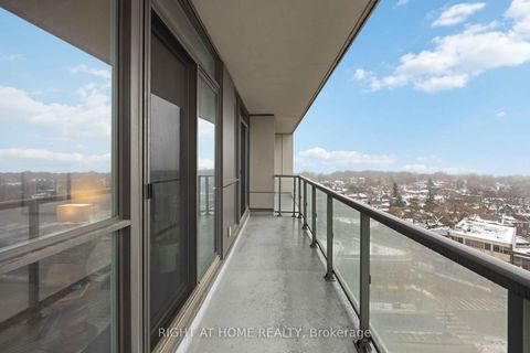 Photo 7 at 909 - 530 St Clair Avenue W, Cedarvale, Toronto