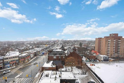 Photo 8 at 909 - 530 St Clair Avenue W, Cedarvale, Toronto