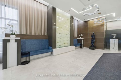 Photo 20 at 909 - 530 St Clair Avenue W, Cedarvale, Toronto