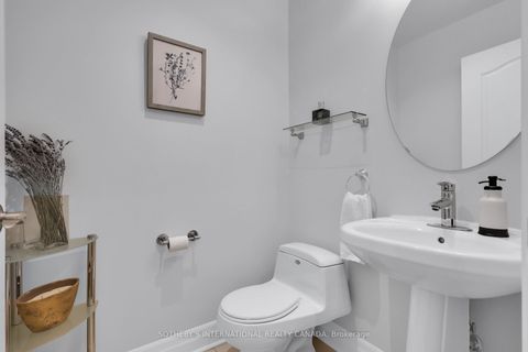 Photo 20 at 45 Pleasant Boulevard, Moore Park, Toronto