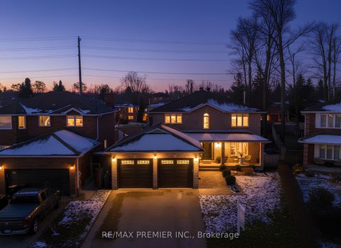 Photo 0 at 61 Barwick Drive, West Bayfield, Barrie