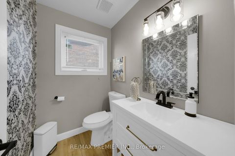 Photo 17 at 61 Barwick Drive, West Bayfield, Barrie