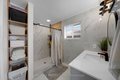 Photo 24 at 61 Barwick Drive, West Bayfield, Barrie