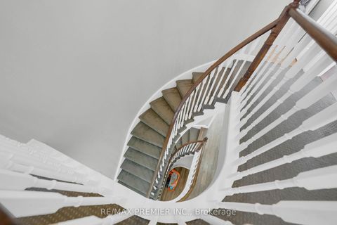 Photo 30 at 61 Barwick Drive, West Bayfield, Barrie