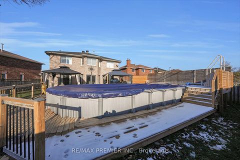 Photo 45 at 61 Barwick Drive, West Bayfield, Barrie