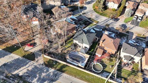 Photo 48 at 61 Barwick Drive, West Bayfield, Barrie