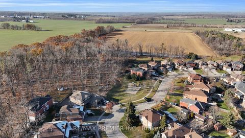 Photo 49 at 61 Barwick Drive, West Bayfield, Barrie