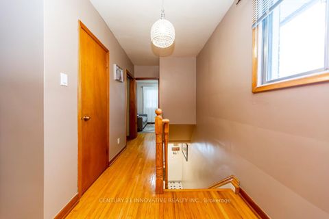 Photo 15 at 4 Albacore Crescent, Woburn, Toronto