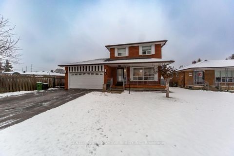 Photo 41 at 4 Albacore Crescent, Woburn, Toronto