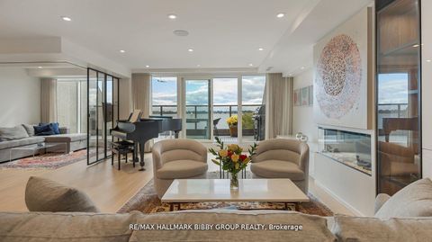 Photo 1 at 613 - 99 Harbour Square, Waterfront Communities C1, Toronto